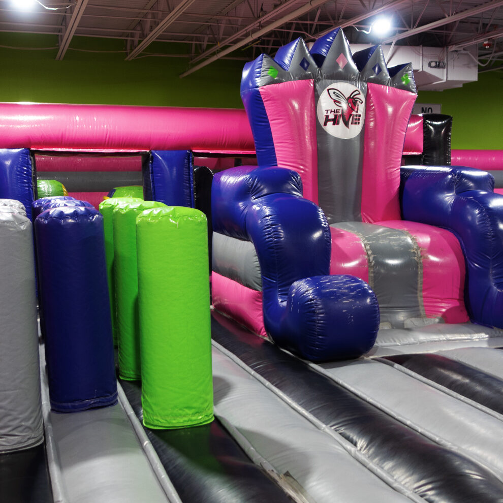 BOUNCE HOUSE